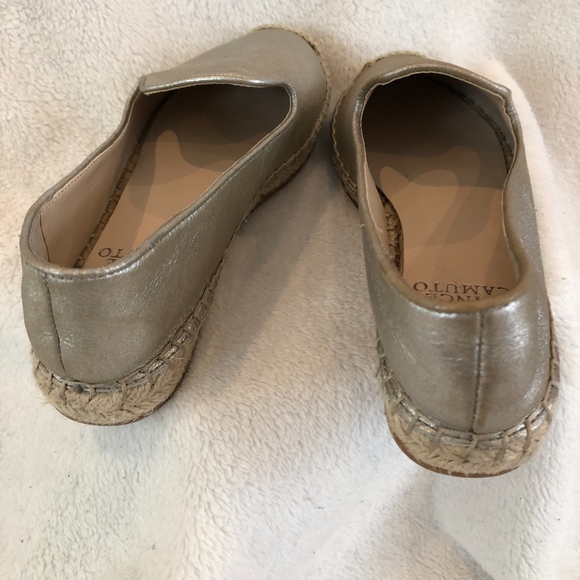 Slide-on silver espadrille flats NEW! - Picture 4 of 5